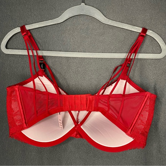 Victoria’s Secret Red Push-Up Bra - Picture 2 of 3